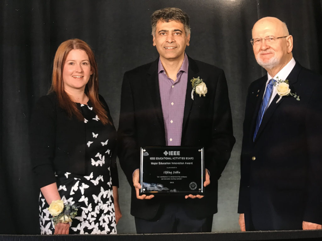 Ikhlaq Sidhu receives 2018 IEEE Major Education Innovation Award, presented by Vice President, Educational Activities Chair, Witold Kinsner and Awards & Recognition Chair, Lorena Garcia